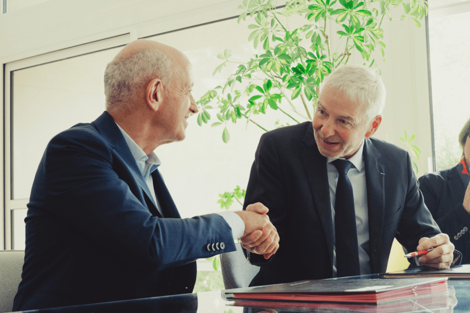 Signature d'une convention de mécénat entre la Fondation Toulouse Capitole Université et la Banque Populaire Occitane