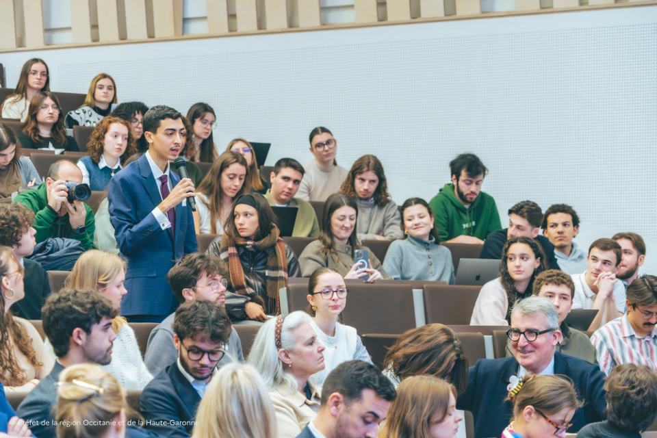 Visite du ministre de l&rsquo;Europe et des Affaires &eacute;trang&egrave;res &agrave; UT Capitole