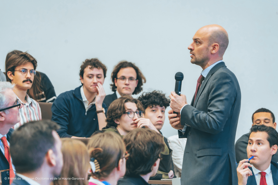 Visite du ministre de l&rsquo;Europe et des Affaires &eacute;trang&egrave;res &agrave; UT Capitole