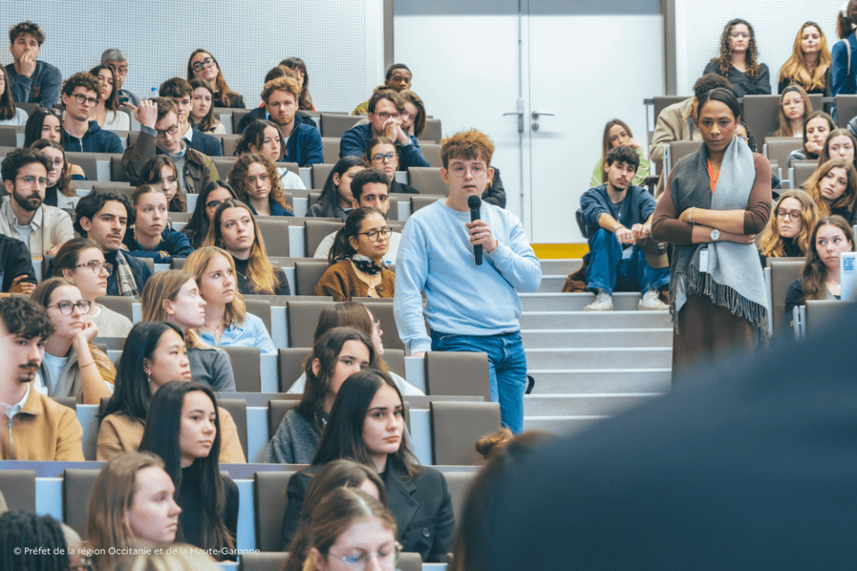 Visite du ministre de l&rsquo;Europe et des Affaires &eacute;trang&egrave;res &agrave; UT Capitole