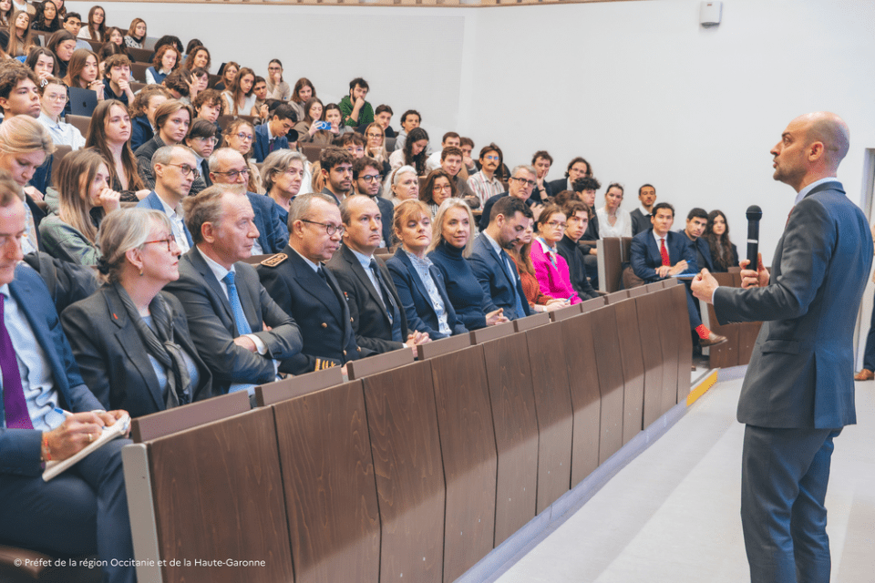 Visite du ministre de l&rsquo;Europe et des Affaires &eacute;trang&egrave;res &agrave; UT Capitole