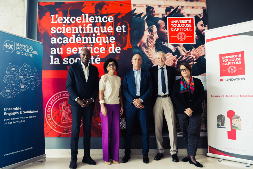 Signature d'une convention de mécénat entre la Fondation Toulouse Capitole Université et la Banque Populaire Occitane